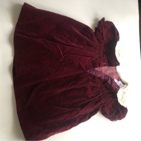 Vintage Burgundy Velvet Dress with Lace Collar - Picture 4 of 8